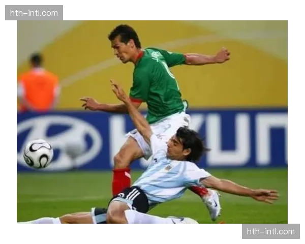 沙漠之狐绝杀晋级，马赫雷斯坐镇中场，北非球队注重整体纪律性｡